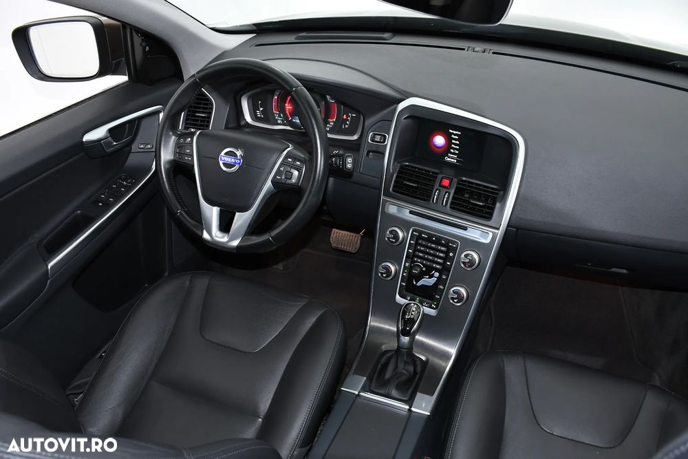 Volvo XC 60 - 6