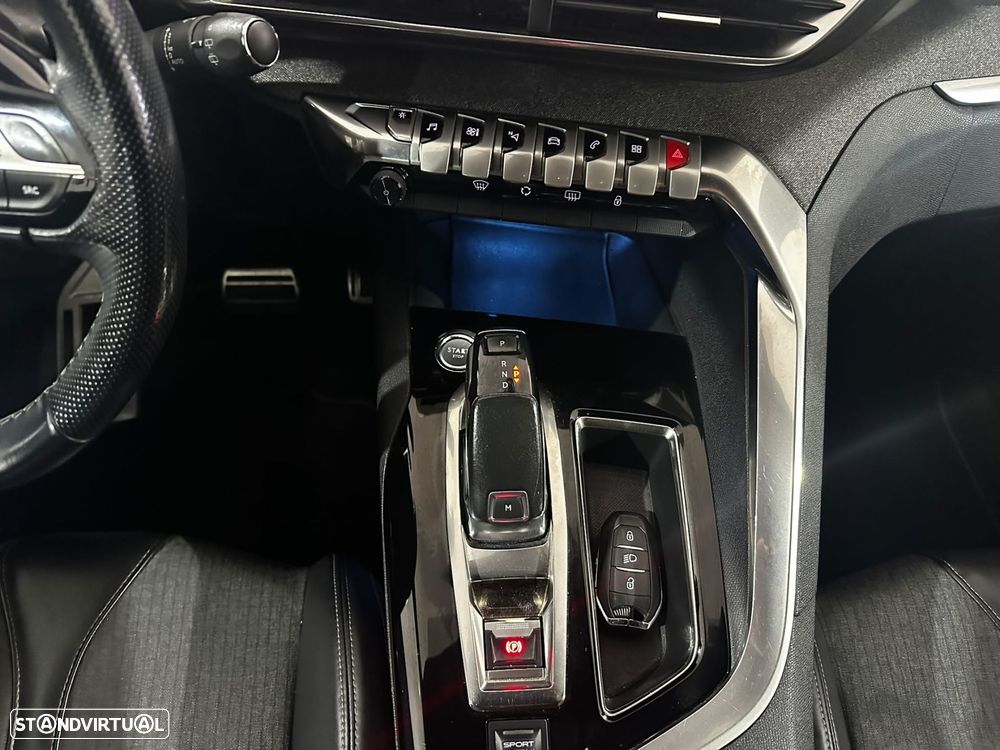 Peugeot 3008 - 11