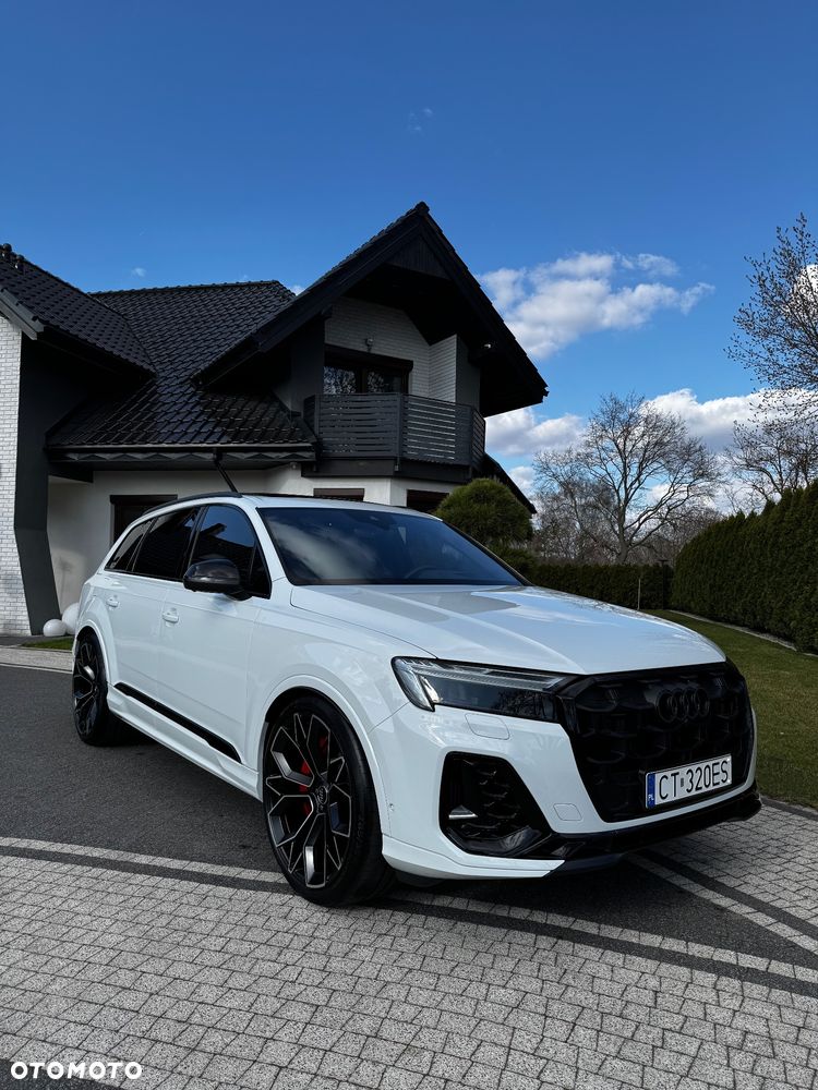 Audi Q7 - 1
