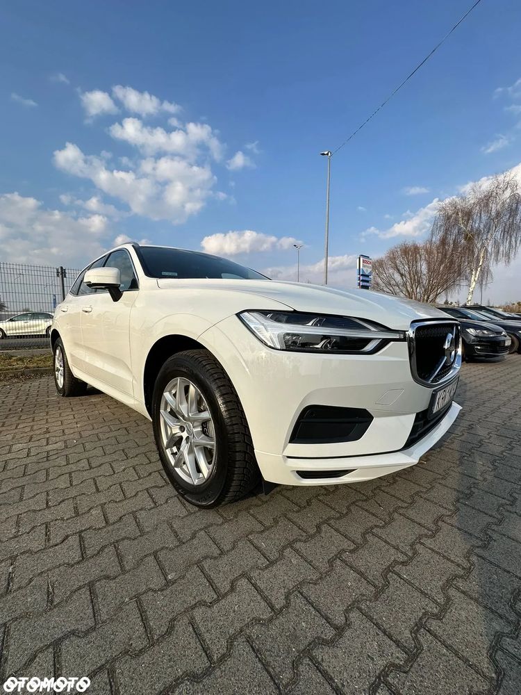 Volvo XC 60 T4 Momentum Pro - 2