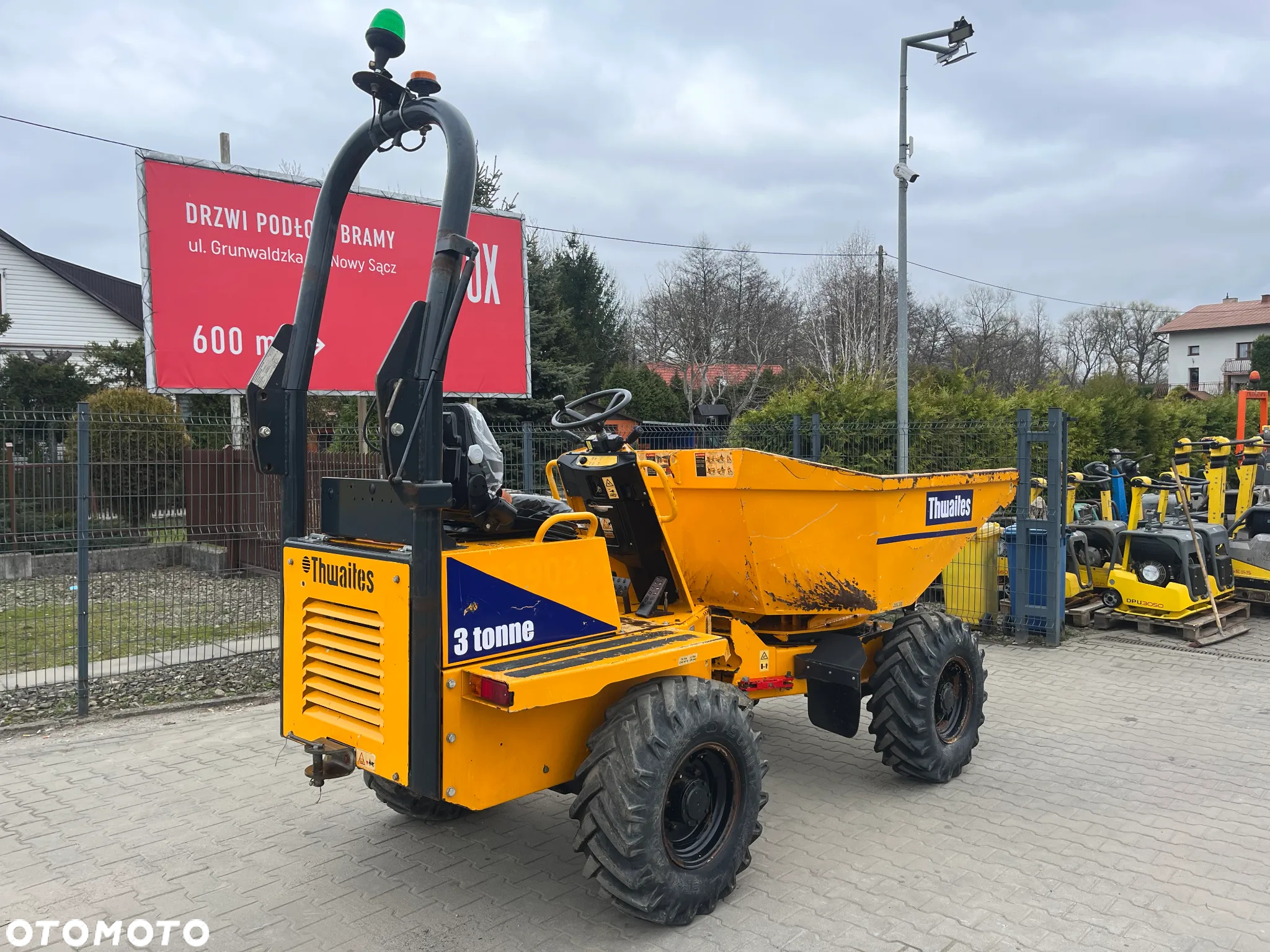 Thwaites Mach 580 3 Tonne Hydrostatic - 6