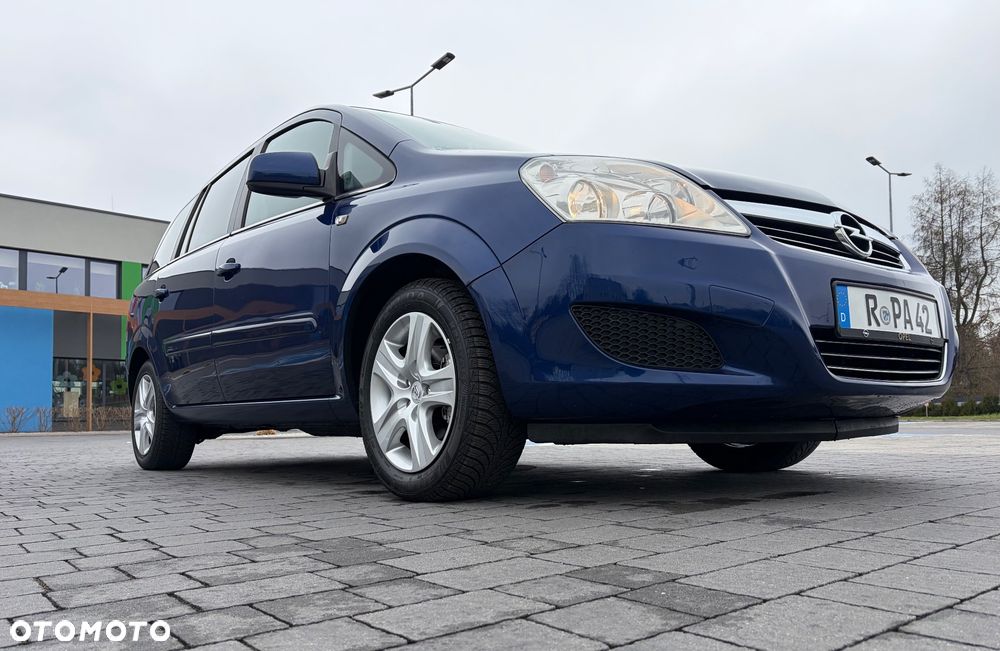 Opel Zafira 1.6 ecoFLEX Family - 22