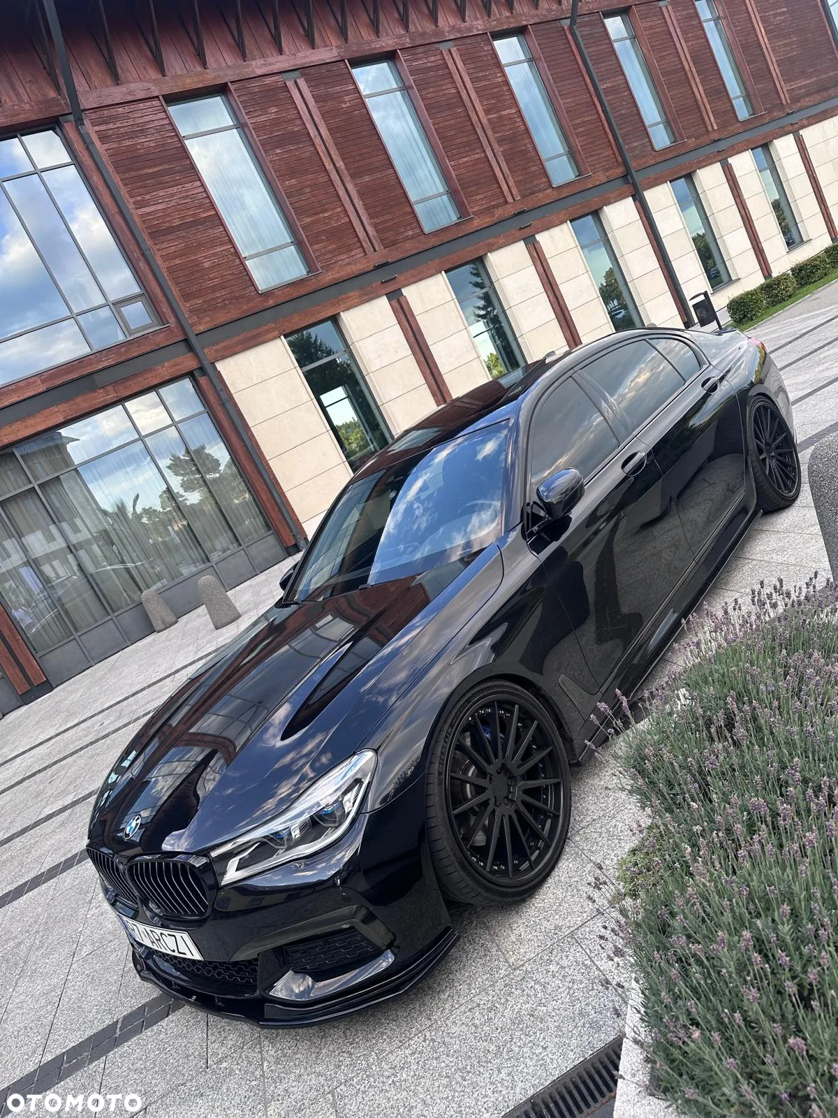 BMW Seria 7 740Li - 7