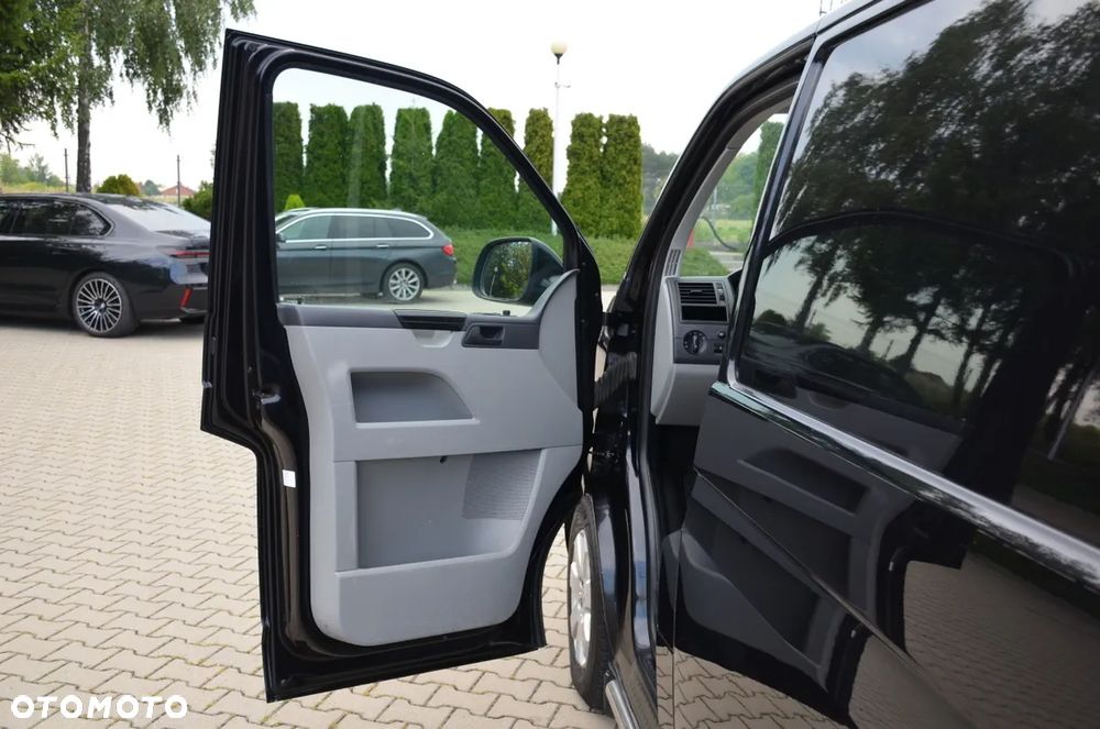 Volkswagen Transporter T5 - 15