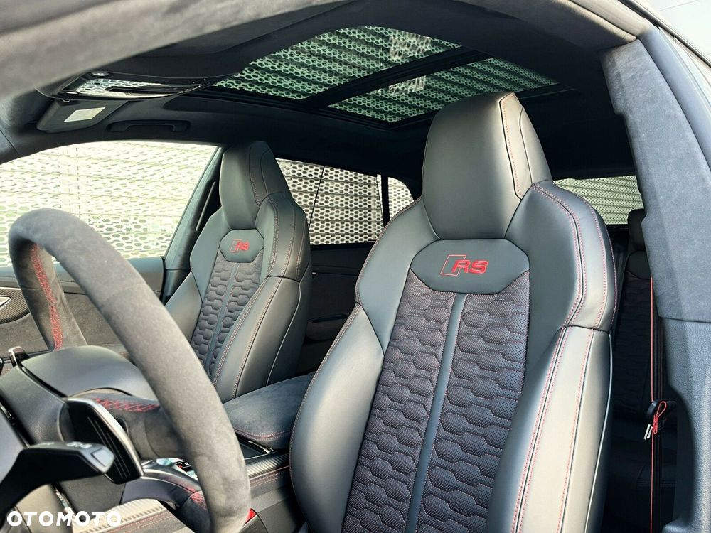Audi RS Q8 - 6