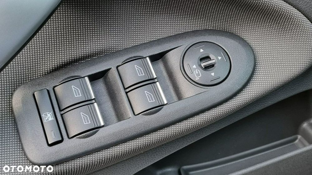 Ford Kuga - 18
