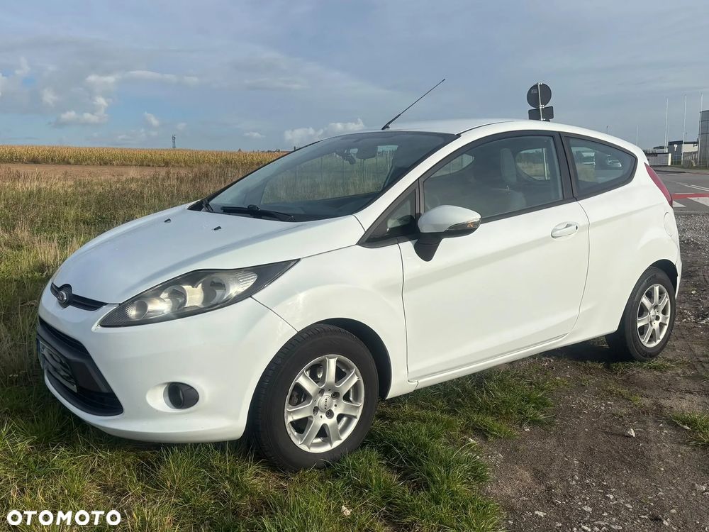 Ford Fiesta - 2