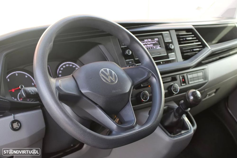 VW Transporter 2.0 TDI Confortline Extra AC - 19