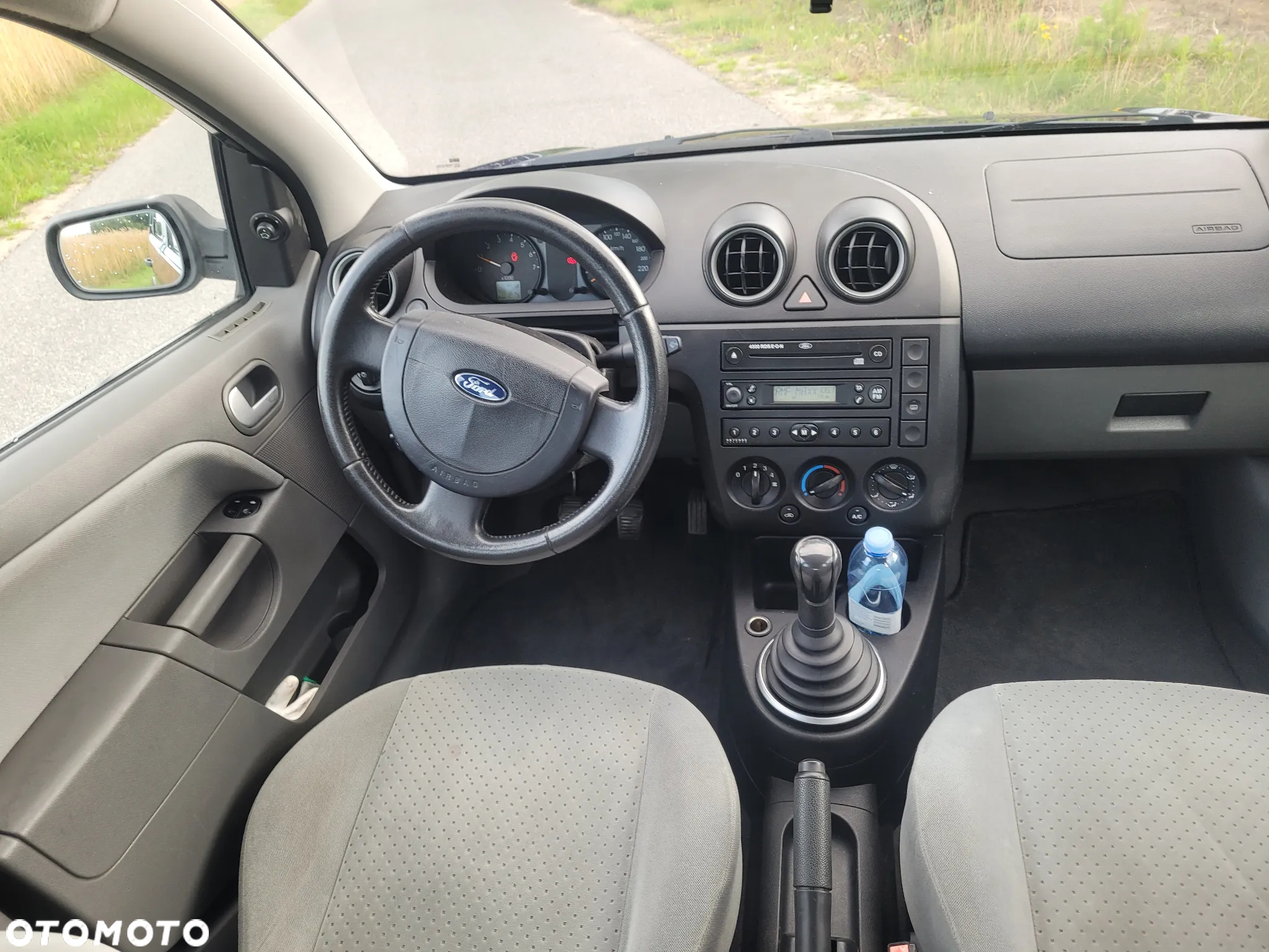 Ford Fiesta 1.4 Ghia - 5