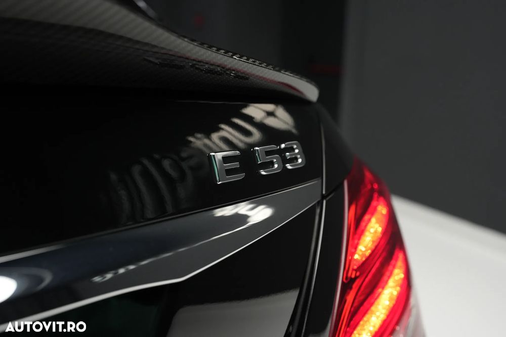 Mercedes-Benz E AMG 53 4MATIC Aut. - 33