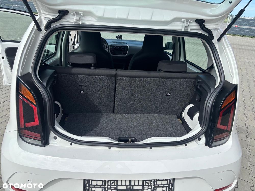 Volkswagen up! - 16