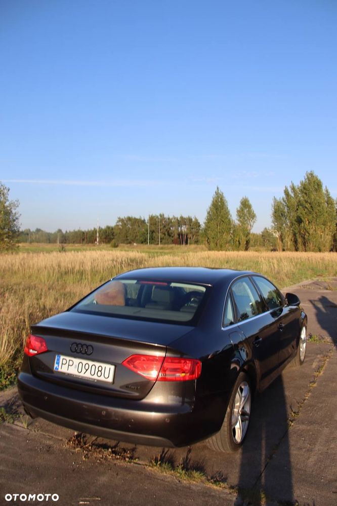 Audi A4 Limousine - 26