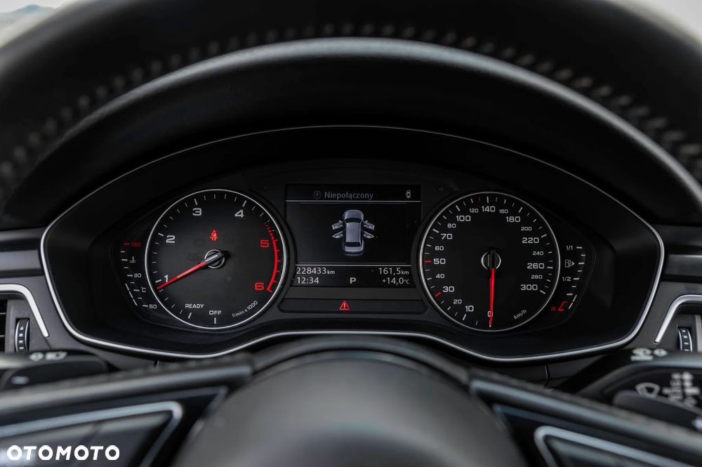 Audi A4 Avant 2.0 TDI ultra S tronic sport - 23