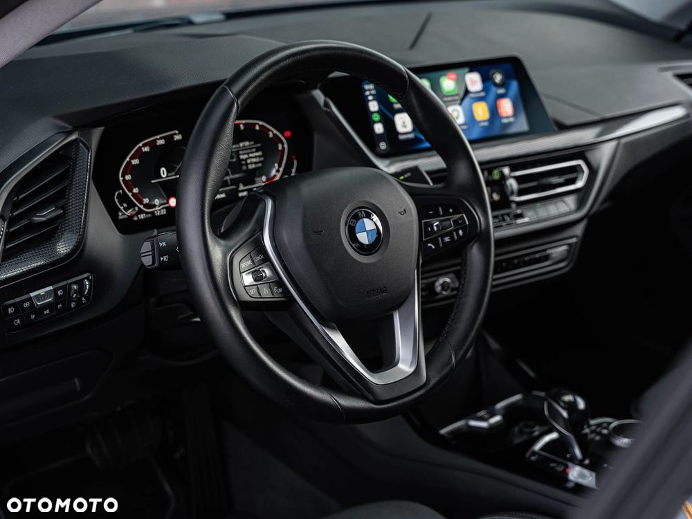 BMW Seria 2 218d Sport Line - 16