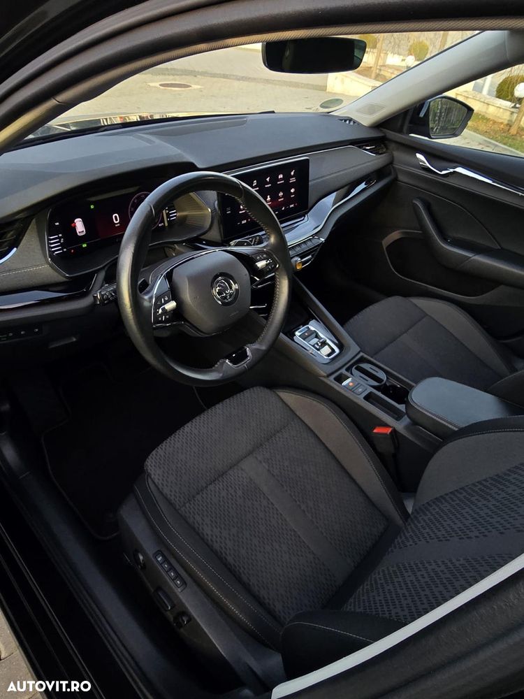 Skoda Octavia 2.0 TDI DSG First Edition - 16