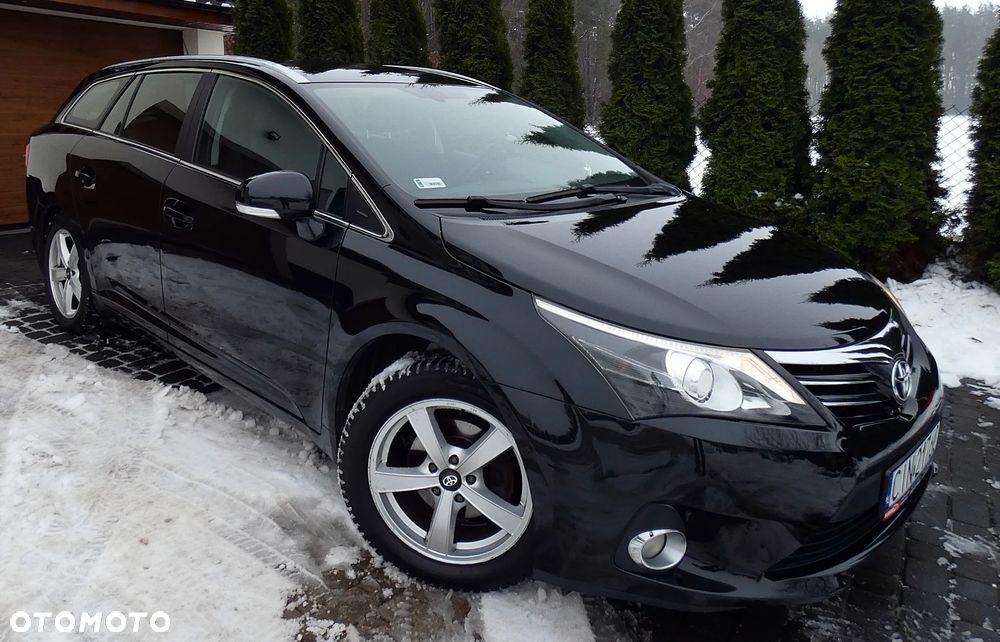 Toyota Avensis 1.8 Premium - 37