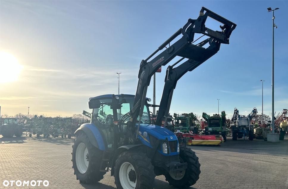 New Holland New Holland T4 95 , ROK 2015 + TUR - 2