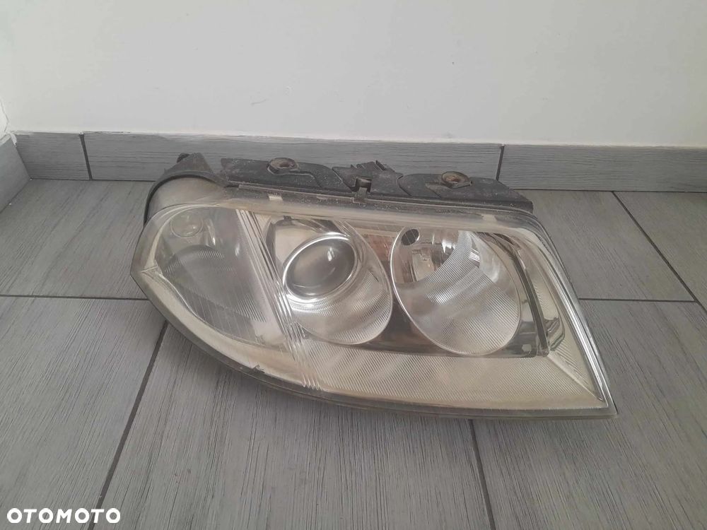 LAMPA PRAWA PRZEDNIA PRZÓD VW PASSAT B5 00-05 LIFT - 4