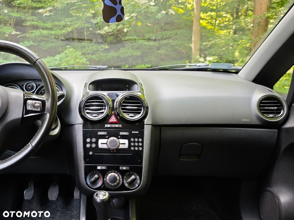 Opel Corsa 1.2 16V 111 - 19