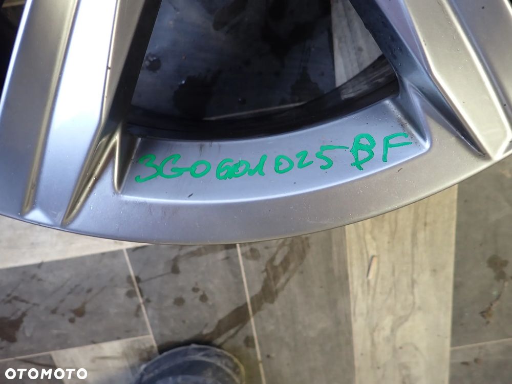 VOLKSWAGEN PASSAT B8 ALUFELGA 17' 3G0601025BF - 2