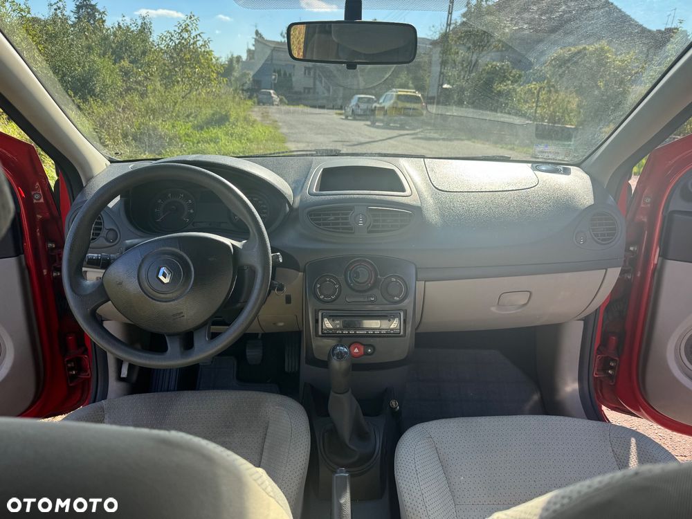 Renault Clio 1.2 16V Galileo - 13