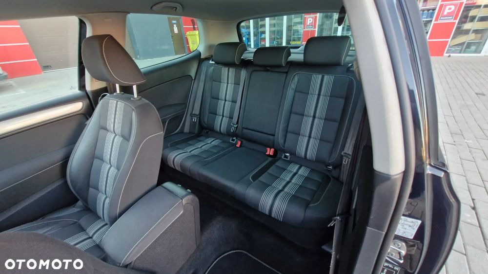 Volkswagen Golf 1.6 TDI DPF MATCH - 11