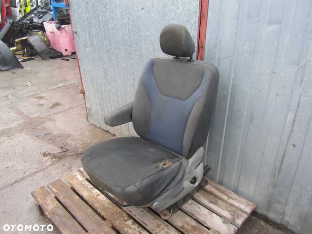renault trafic-opel vivaro 06-14r fotel kierowcy eu - 3