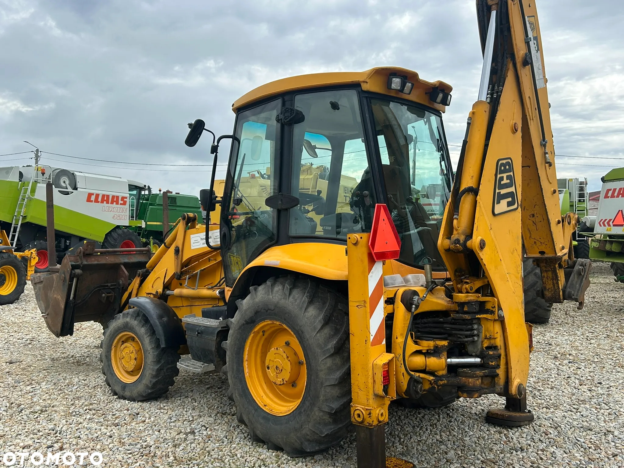 JCB 3CX - 9