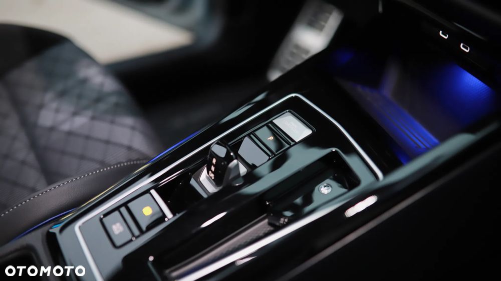 Volkswagen Golf - 21