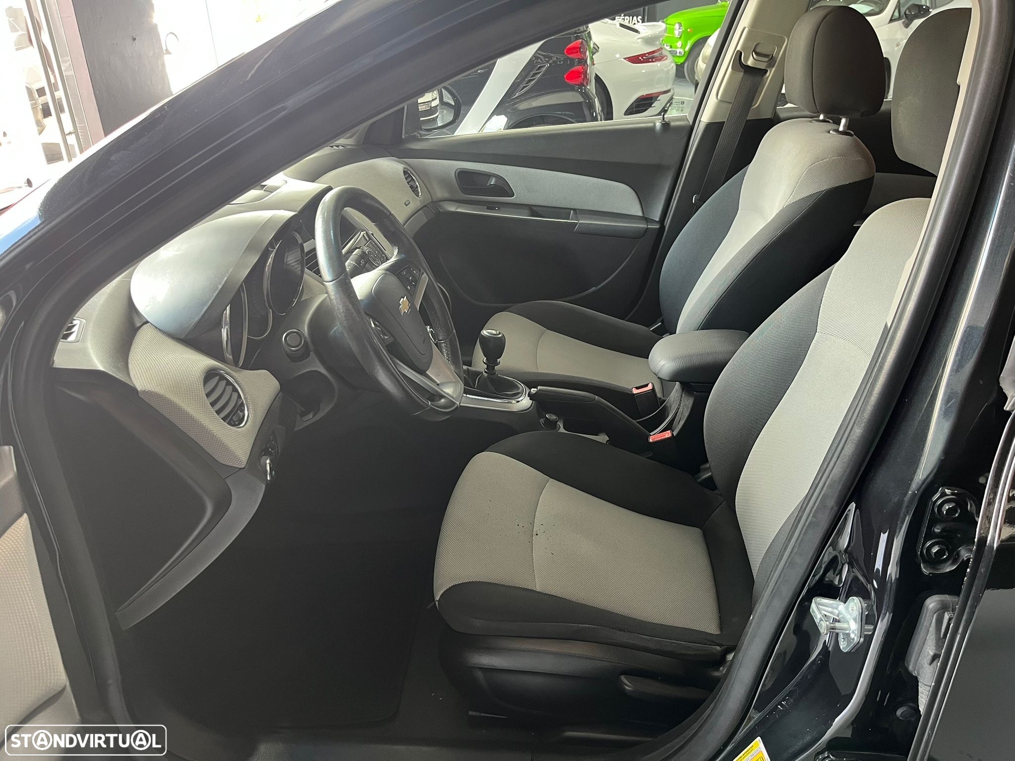 Chevrolet Cruze 2.0 VCDi LTZ - 9