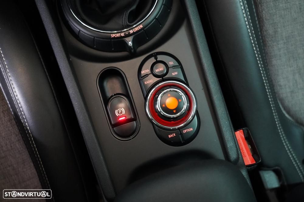 MINI Clubman Cooper D Auto - 12