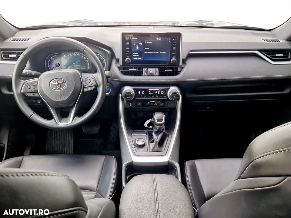 Toyota RAV4 - 13