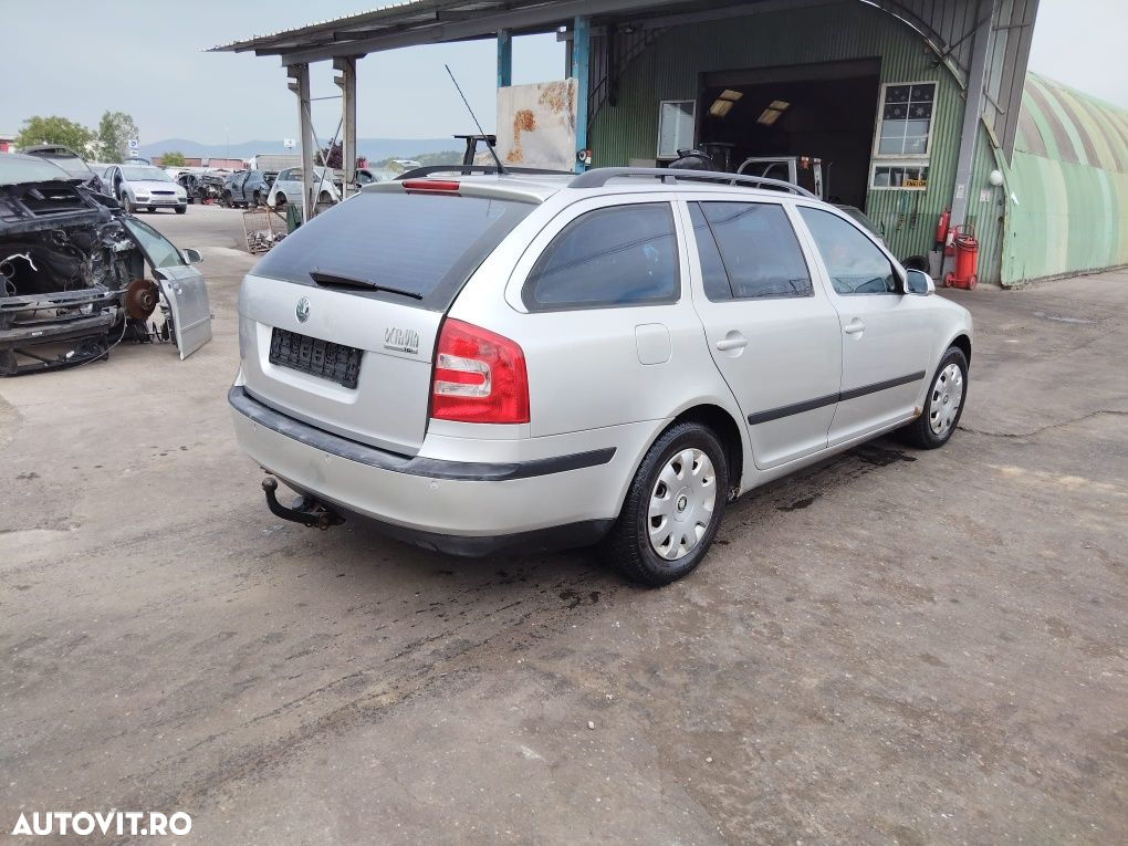Dezmembram Skoda Octavia 2 2006 1.9tdi BKC Manual - 3