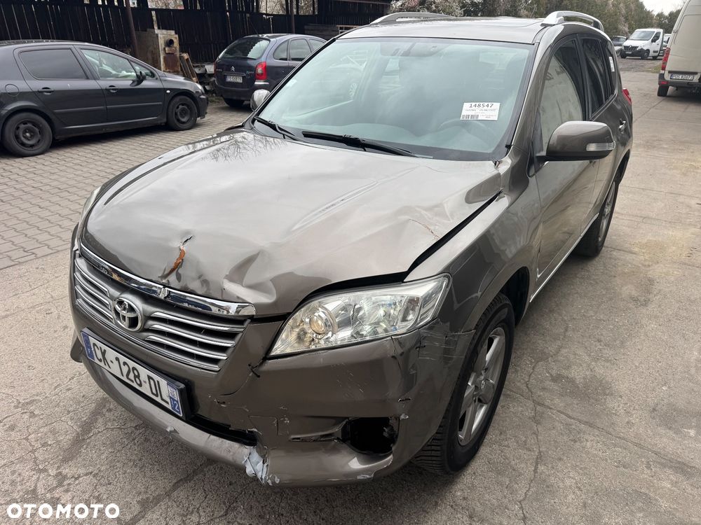 Toyota RAV4 - 2