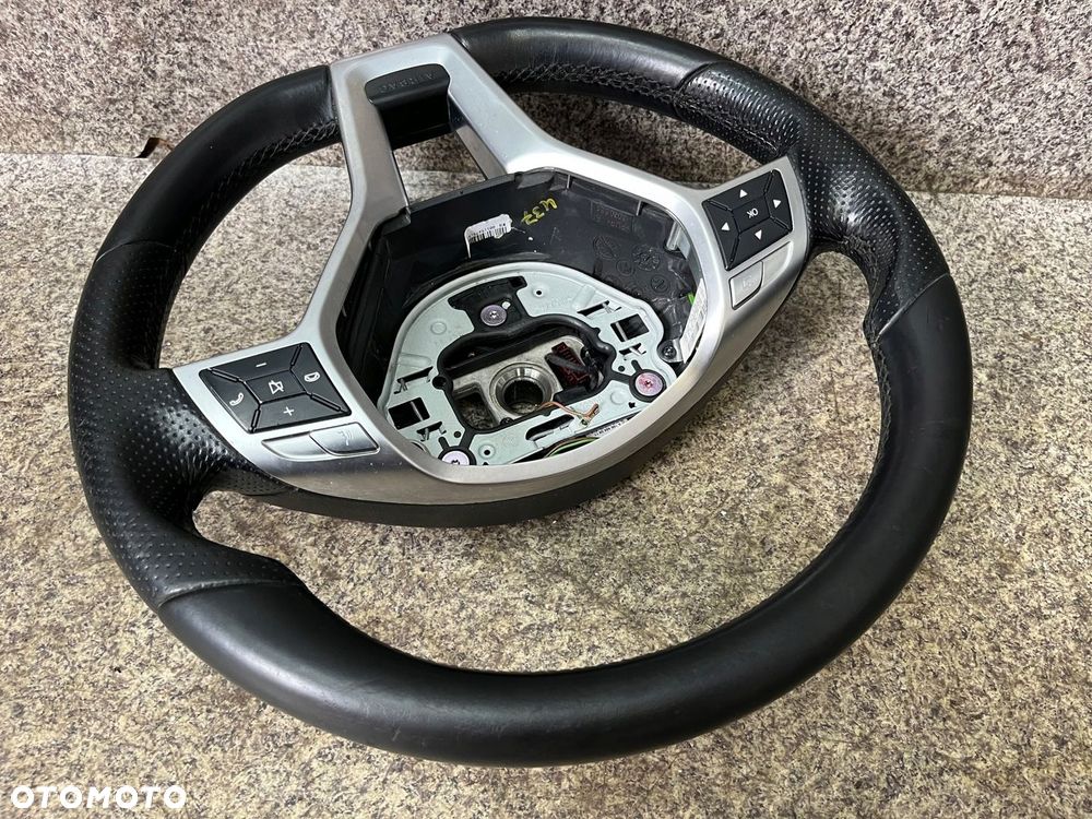 Kierownica kierka blenda multifunkcja skora czarna W204 LIFT AMG PLASKA - 7