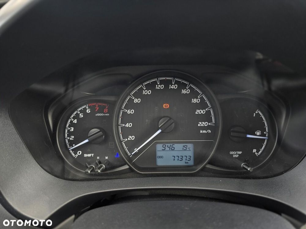 Toyota Yaris - 12