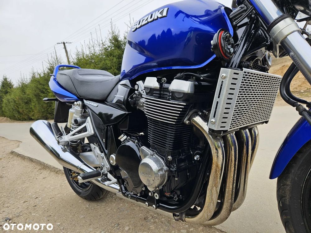 Suzuki GSX - 15