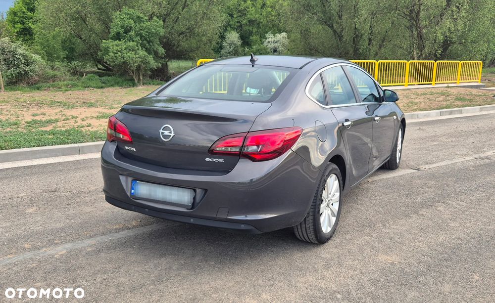 Opel Astra 1.7 CDTI ecoFLEX - 6