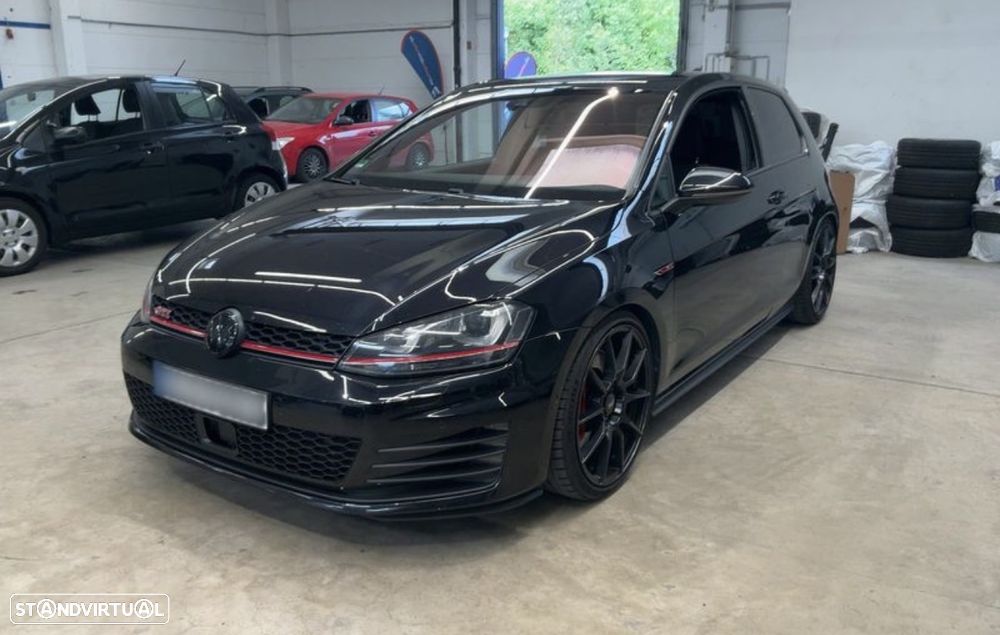VW Golf 2.0 TSi GTi DSG Performance - 1