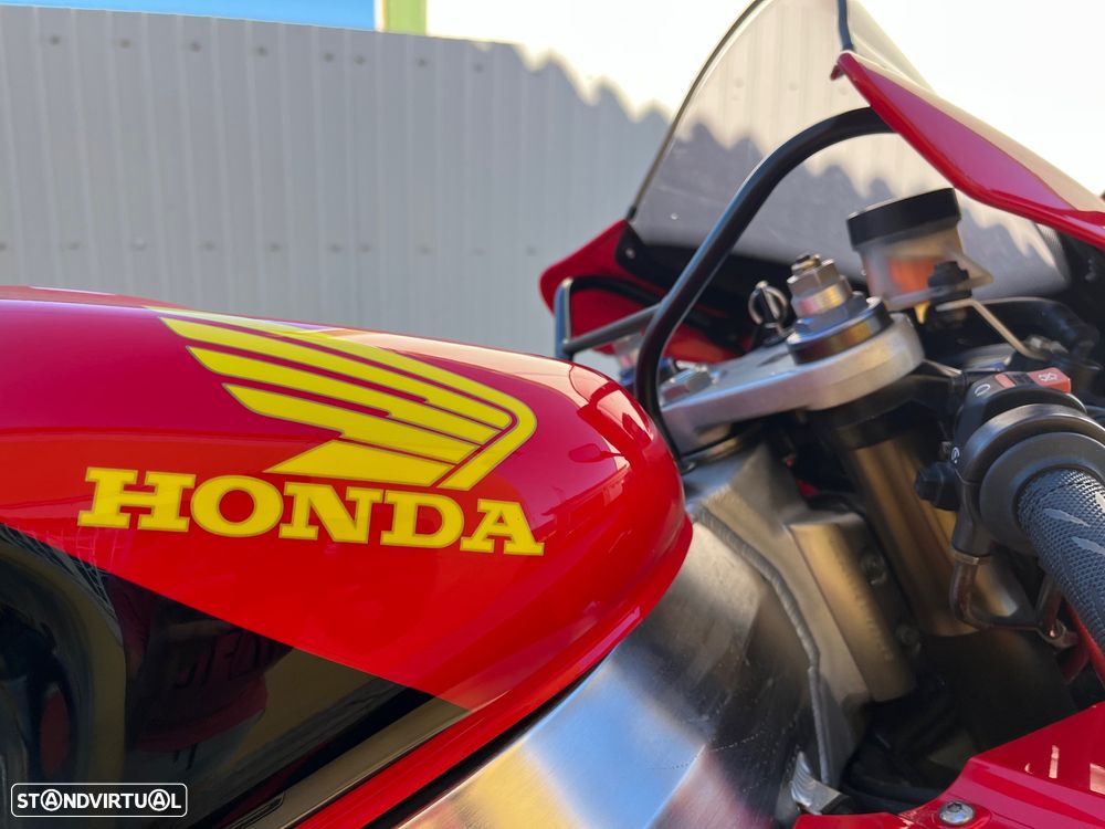 Honda VTR SP1 - 25