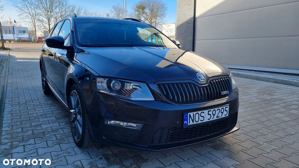 Skoda Octavia Combi 2.0 TDI RS - 4