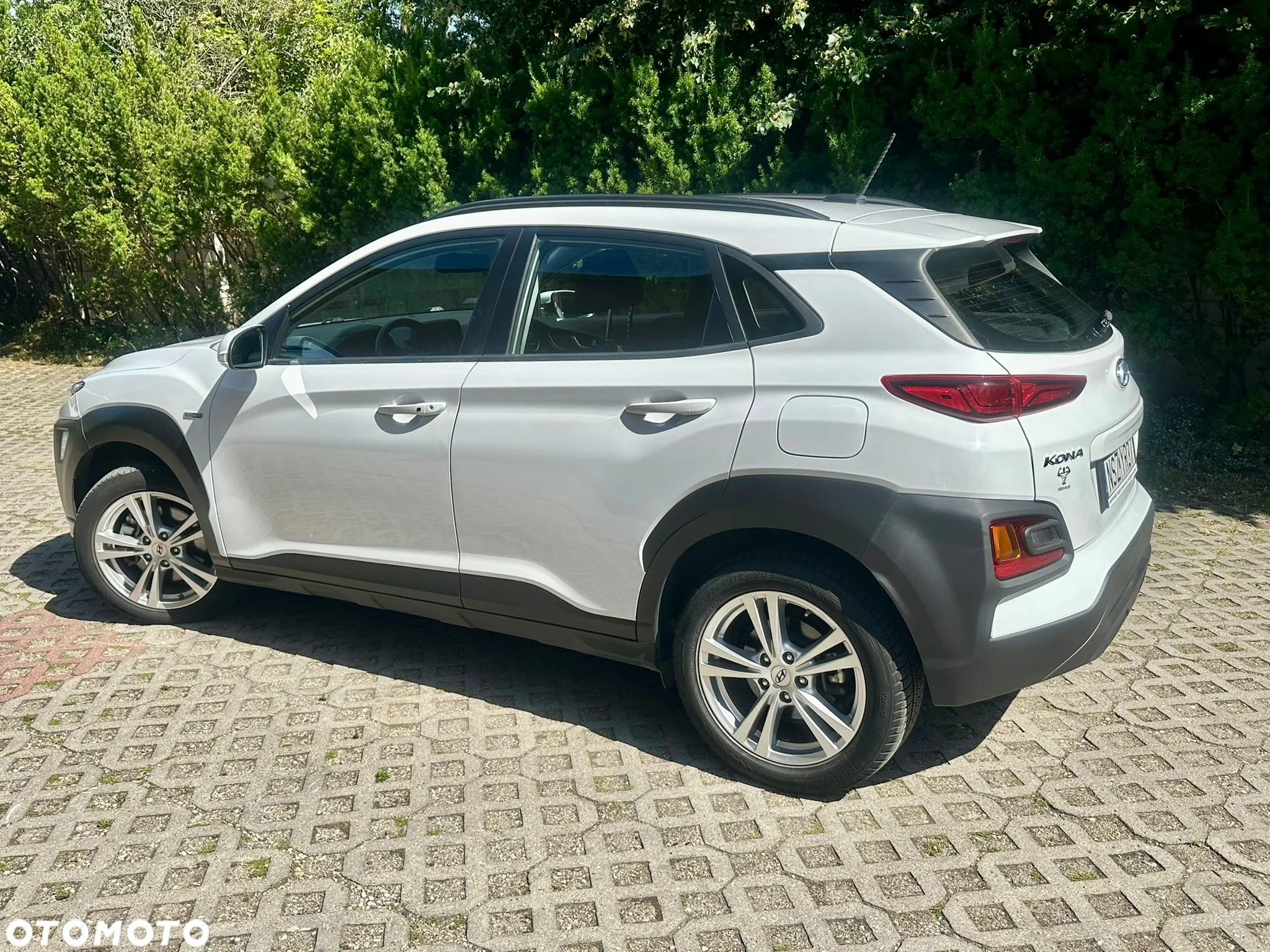 Hyundai Kona - 8