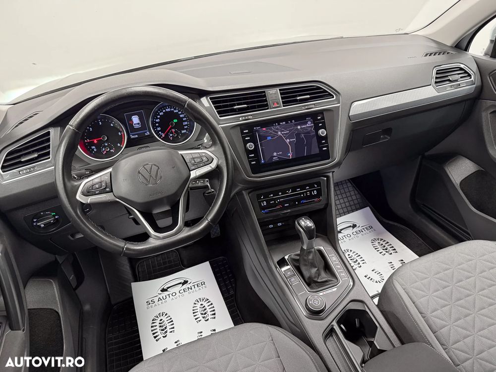 Volkswagen Tiguan 2.0 TDI SCR 4MOTION DSG Life - 27