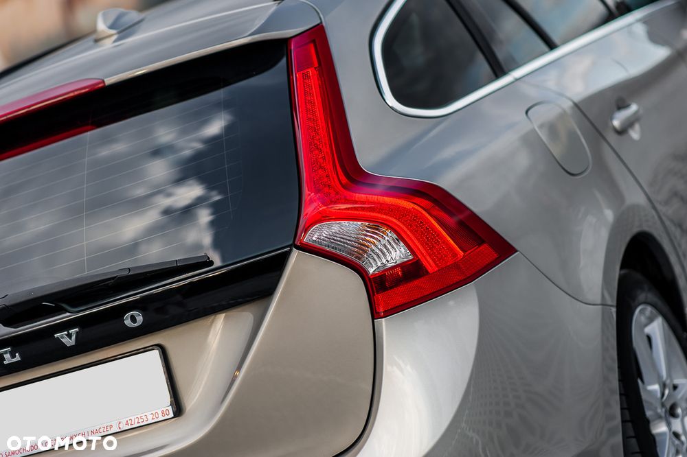 Volvo V60 - 11