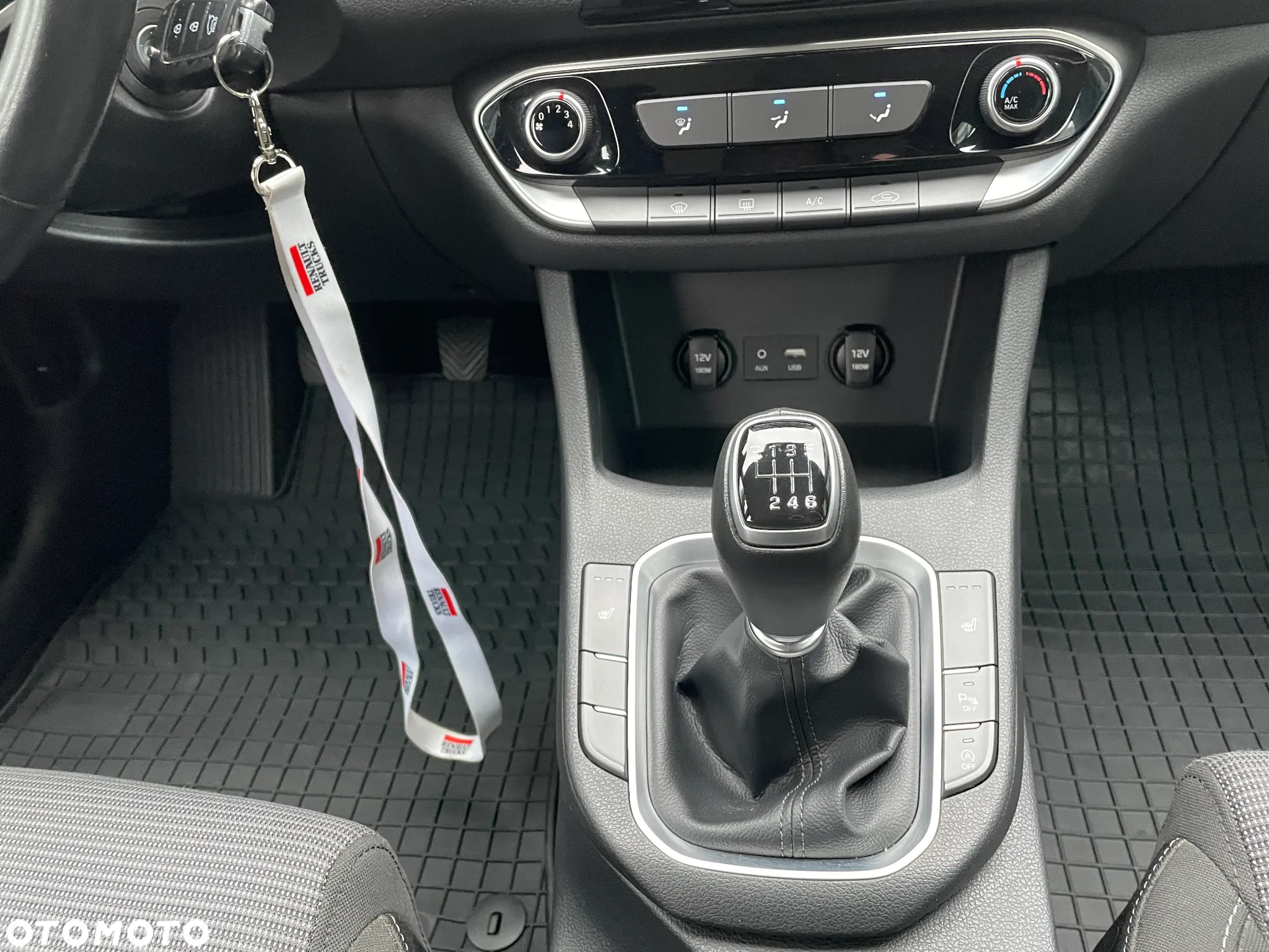 Hyundai i30 Kombi 1.0 T-GDI Family - 34