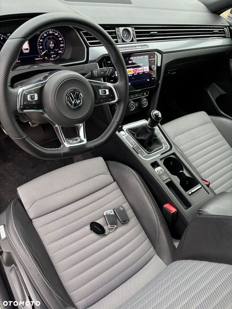 Volkswagen Passat 1.4 TSI ACT (BlueMotion Technology) Highline - 16