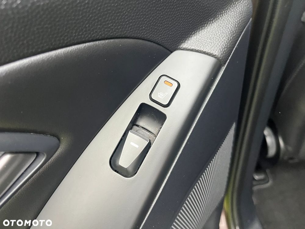 Hyundai ix35 1.6 GDI Premium 2WD - 25