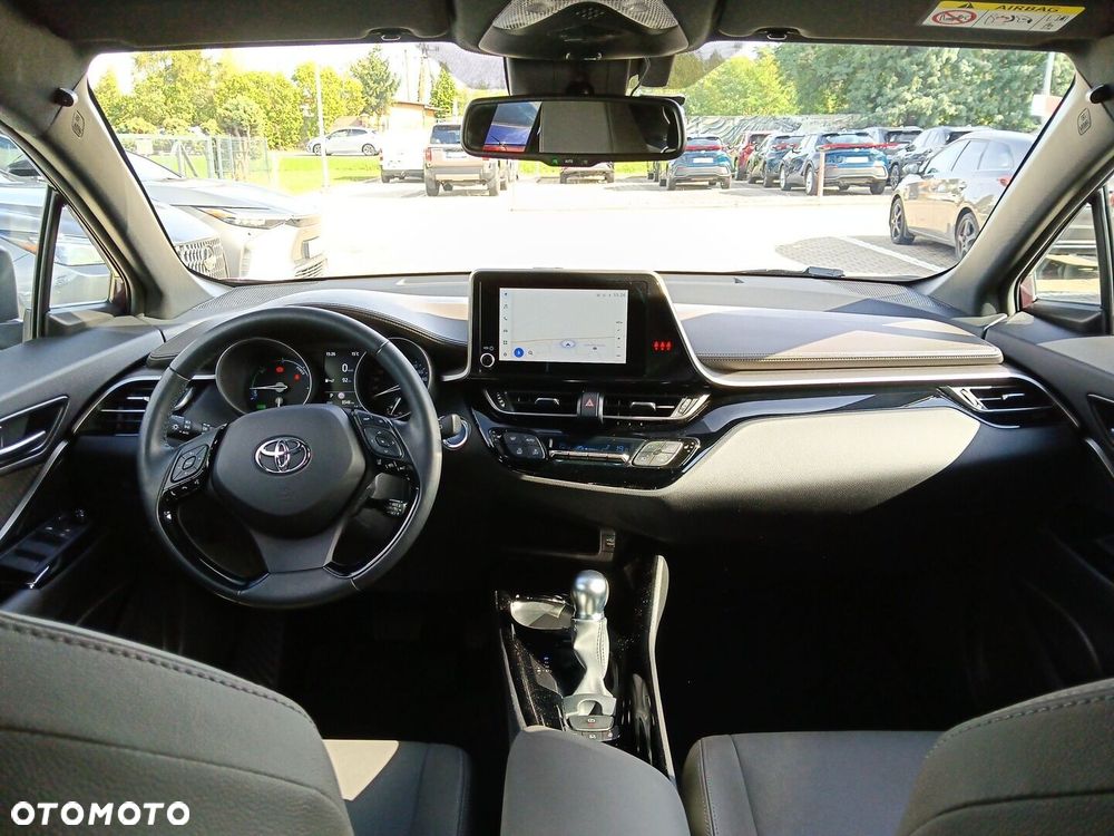 Toyota C-HR 2.0 Hybrid Executive - 12