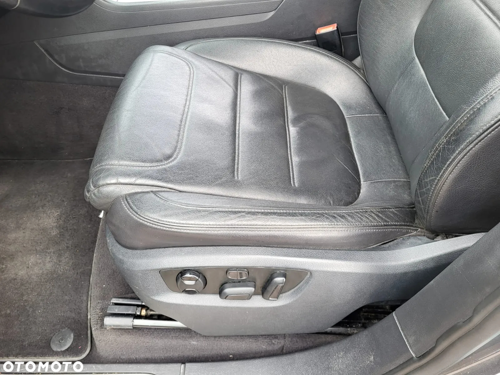 Volkswagen Touareg 3.0 V6 TDI 4XMot BMT - 32