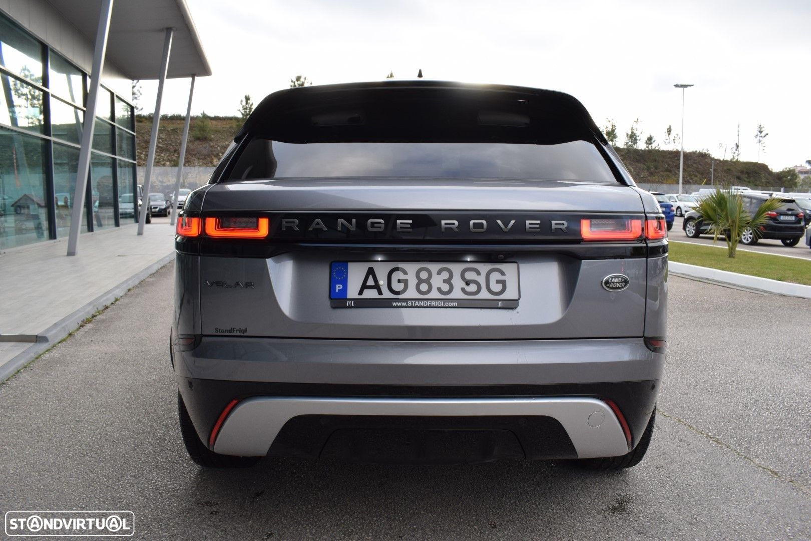 Land Rover Range Rover Velar 2.0 D200 AWD R-Dynamic - 24